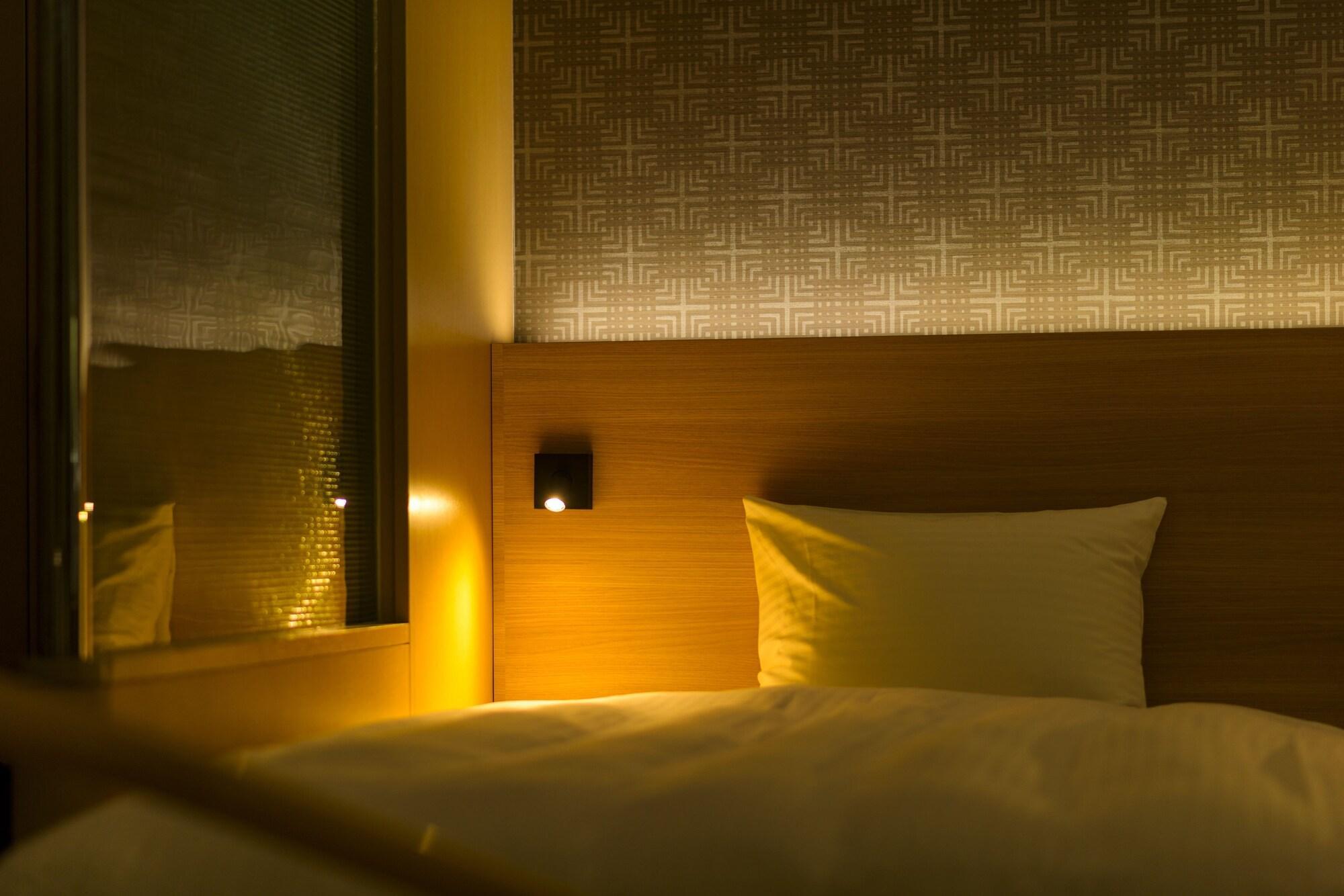 Surestay Plus Hotel By Best Western Shin-Osaka Buitenkant foto