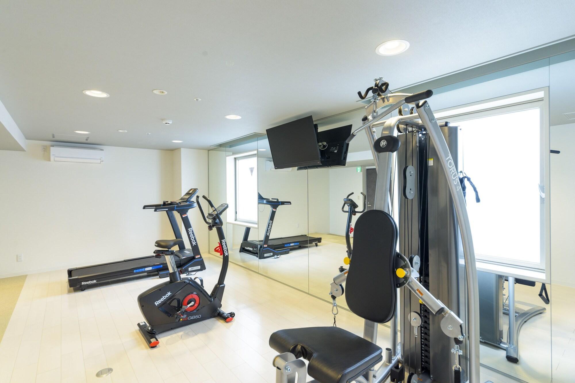Surestay Plus Hotel By Best Western Shin-Osaka Buitenkant foto