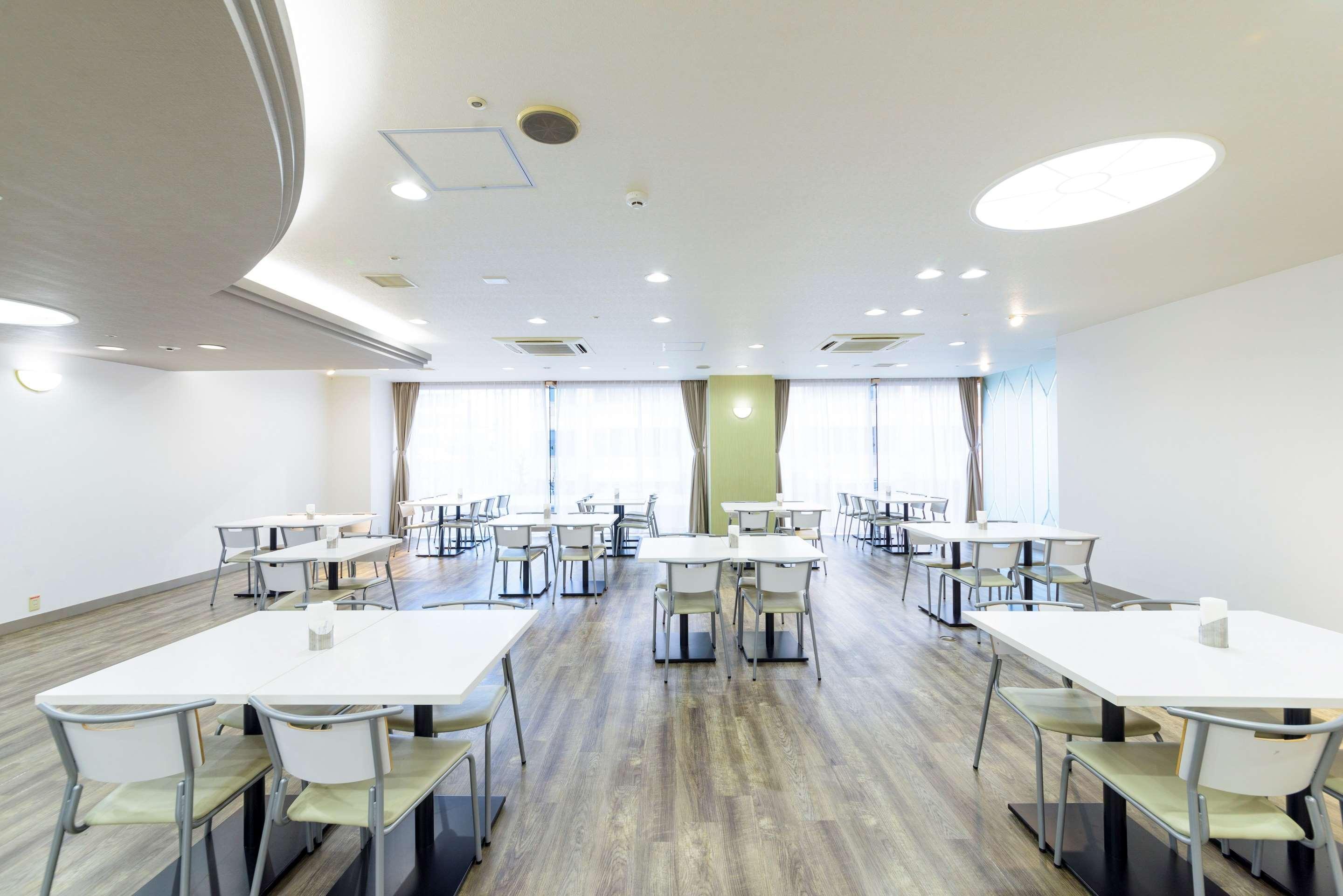 Surestay Plus Hotel By Best Western Shin-Osaka Buitenkant foto